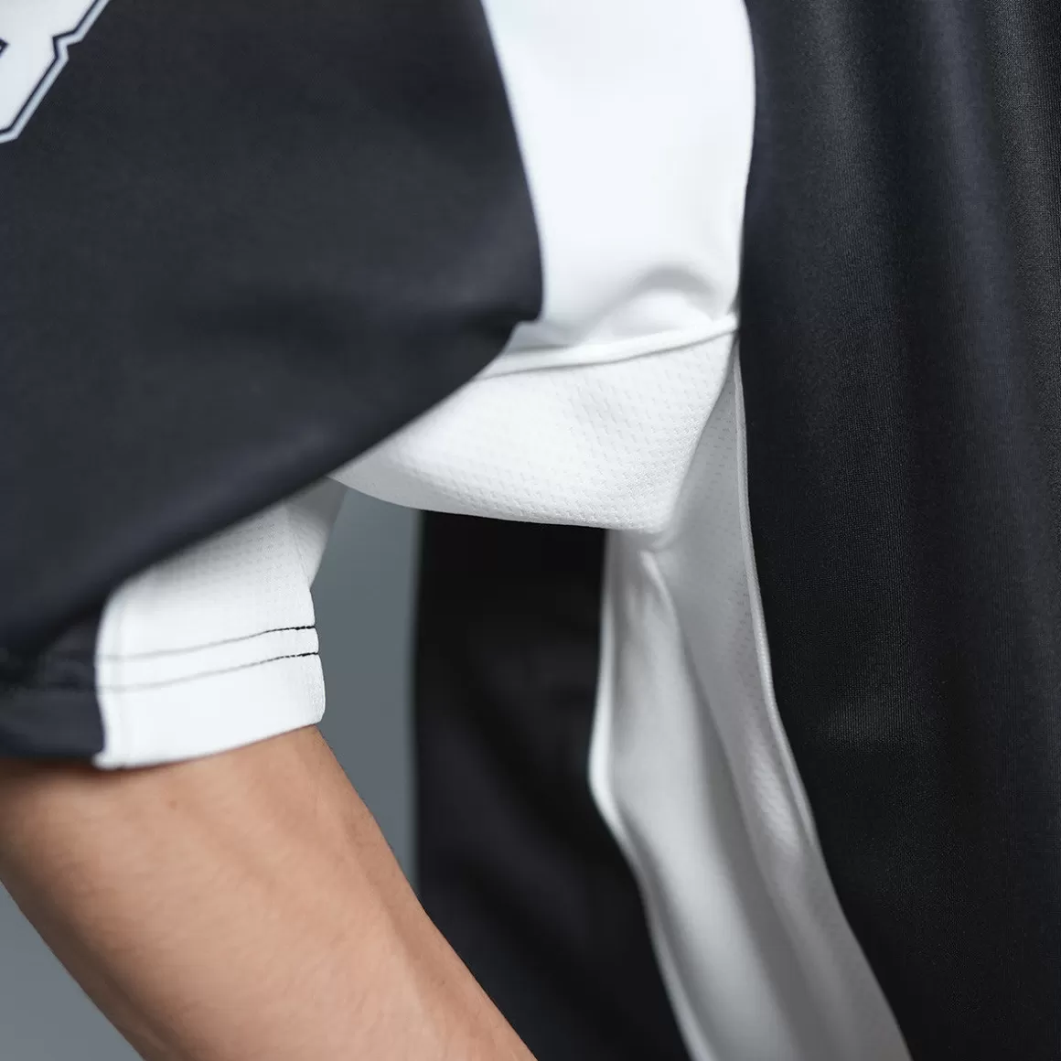 HIGH CULTURED T-Shirts | Loose Tee*PROTECH X Victory Hiro Jersey Loose Tee - 1033